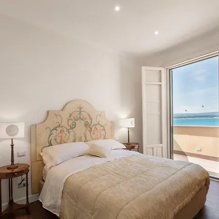 Lägenhet Unicum Ortigia *